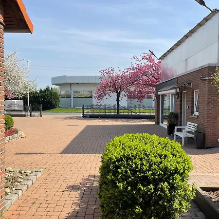 Ferienhaus Modern House 2, Bis 4 Person, Contactless Check-in, Free Parking, Vollsaniert Und Renoviert Dezember 2024 *