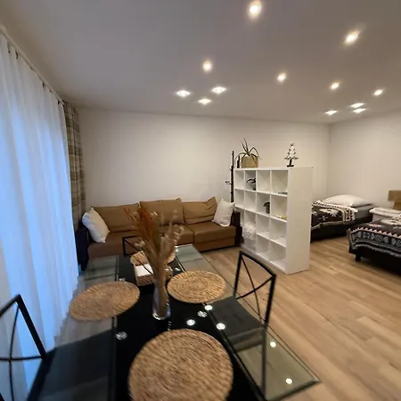 Modern House 2, Bis 4 Person, Contactless Check-in, Free Parking, Vollsaniert Und Renoviert Dezember 2024 Ferienhaus Gehrden (Lower-Saxony)
