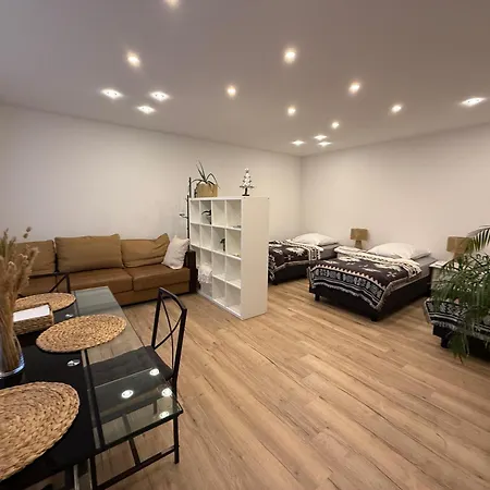 Modern House 2, Bis 4 Person, Contactless Check-in, Free Parking, Vollsaniert Und Renoviert Dezember 2024 Gehrden (Lower-Saxony)