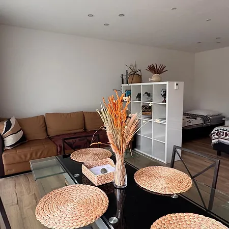 Modern House 2, Bis 4 Person, Contactless Check-in, Free Parking, Vollsaniert Und Renoviert Dezember 2024 Ferienhaus