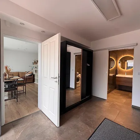 Modern House 2, Bis 4 Person, Contactless Check-in, Free Parking, Vollsaniert Und Renoviert Dezember 2024 Gehrden (Lower-Saxony)