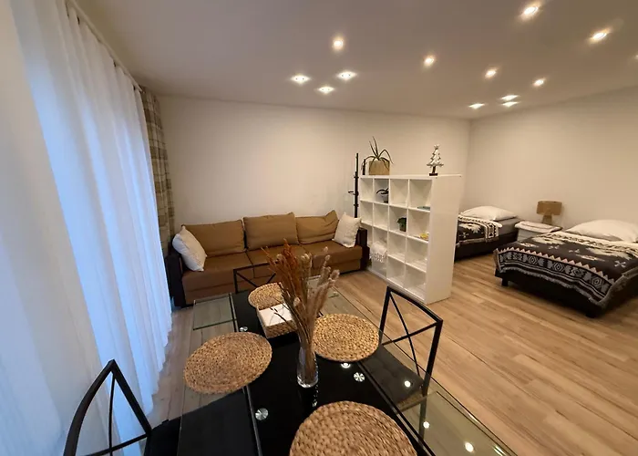 Modern House 2, Bis 4 Person, Contactless Check-in, Free Parking, Vollsaniert Und Renoviert Dezember 2024 Casa vacanze *