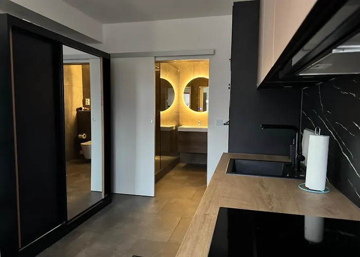 Modern House 2, Bis 4 Person, Contactless Check-in, Free Parking, Vollsaniert Und Renoviert Dezember 2024 Casa vacanze Gehrden (Lower-Saxony)